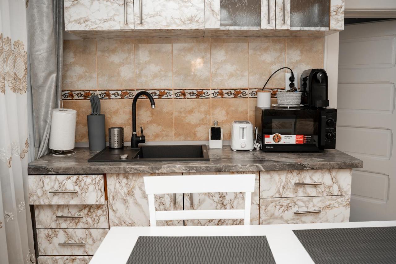 Apartament Panoramic La Casa In Comuna Решинари Экстерьер фото