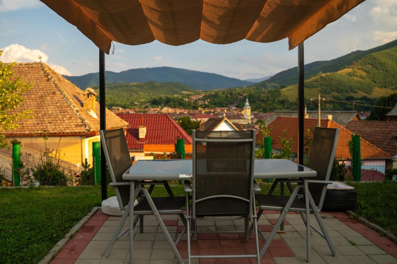 Apartament Panoramic La Casa In Comuna Решинари Экстерьер фото